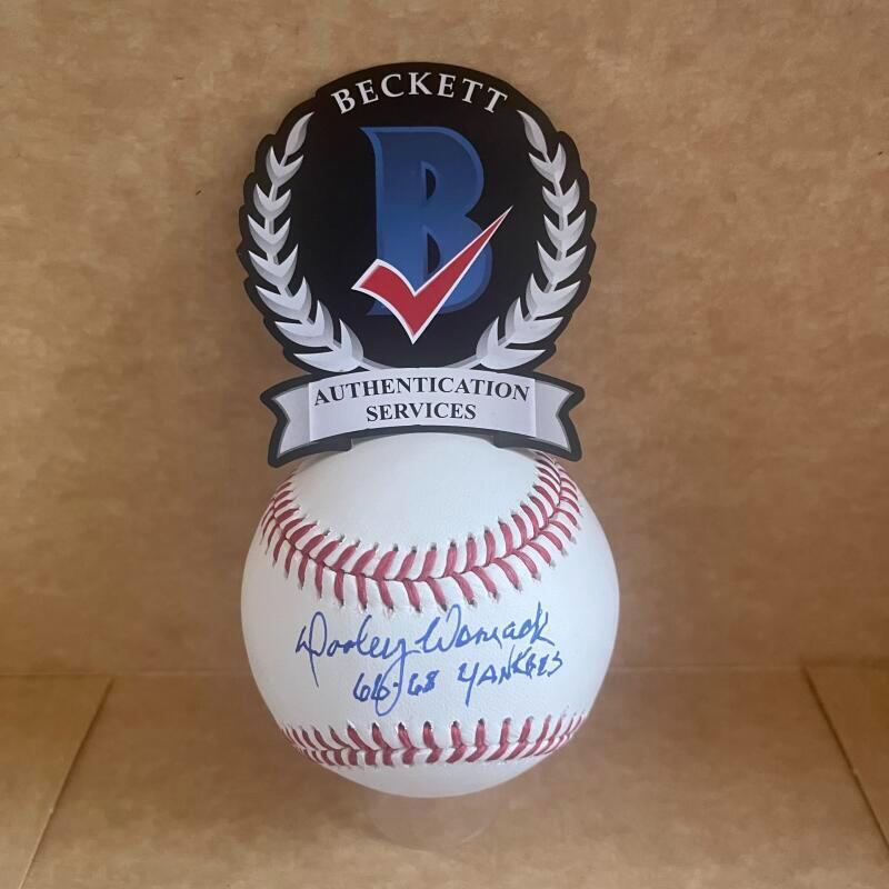 DOOLEY WOMACK 68-69 YANKEES SIGNED AUTO M.L. BASEBALL BECKETT AUTHENTICATED