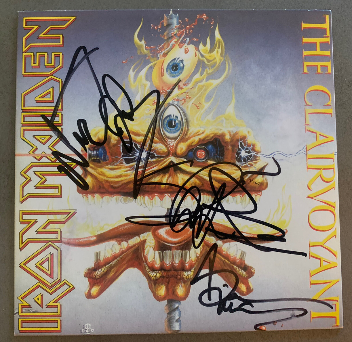 Iron Maiden Clairvoyant X6 Band Signed 7