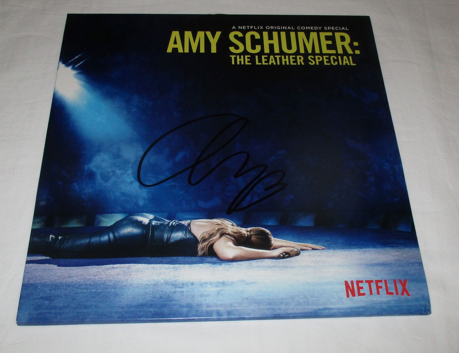 AMY SCHUMER SIGNED THE LEATHER SPECIAL VINYL RECORD JSA
