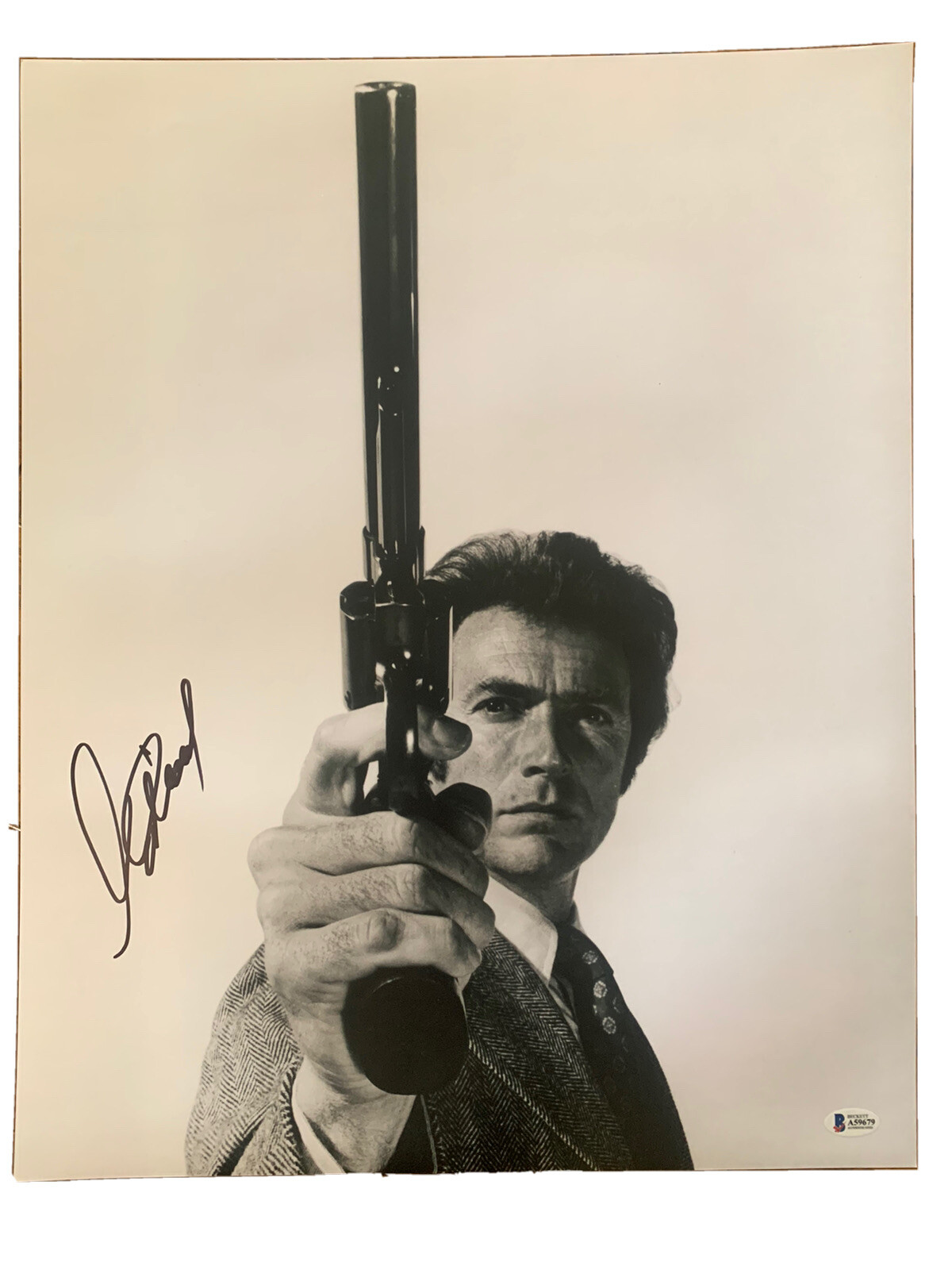 Clint Eastwood Signed Autographed 16x20 Dirty Harry Movie Photo BAS Certified 2