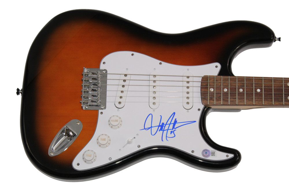 BILLY STRINGS SIGNED AUTOGRAPH FULL SIZE FENDER ELECTRIC GUITAR - RARE! BECKETT