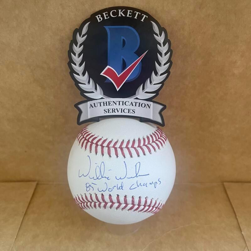 WILLIE WILSON ROYALS 85 WORLD CHAMPS SIGNED AUTO M.L.BASEBALL BAS AUTHENTICATED COLLECTIBLE MEMORABILIA