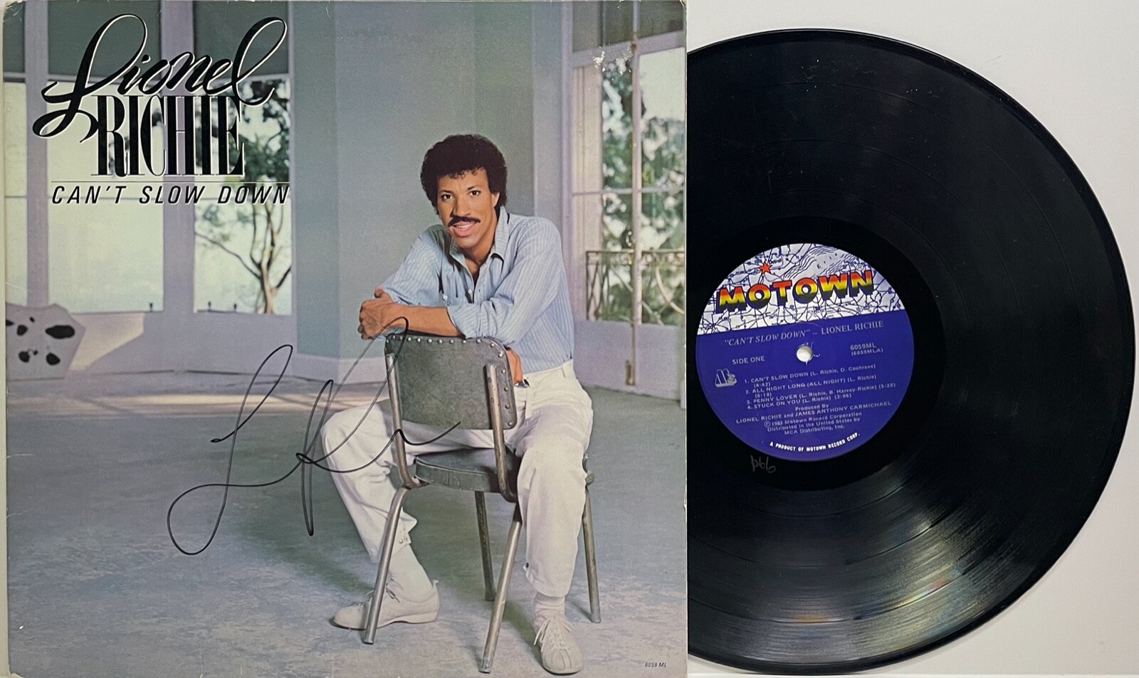 LIONEL RICHIE Signed Autograph LP Cover 