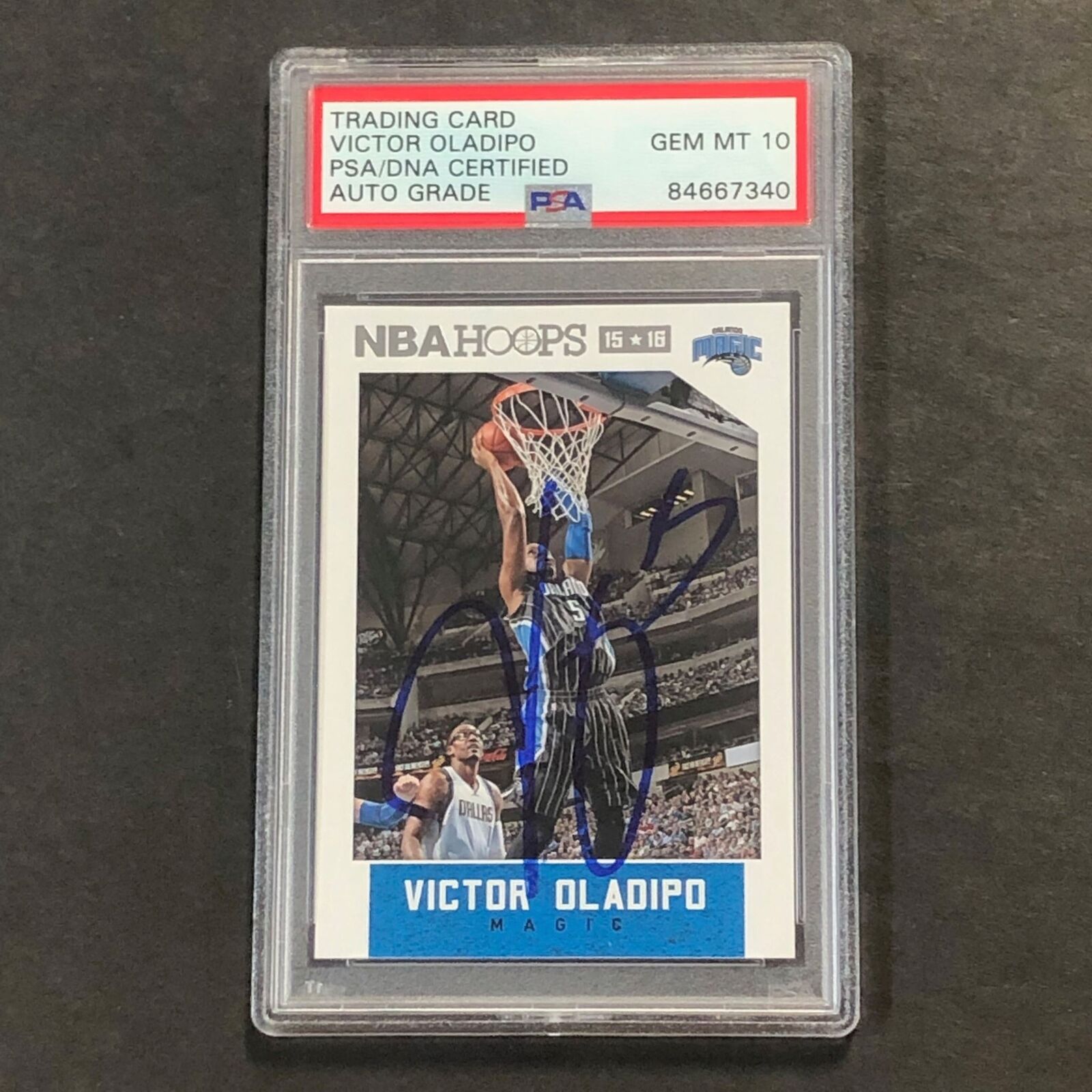 2015-16 NBA Hoops #210 Victor Oladipo Signed Card AUTO GRADE 10 PSA/DNA Slabbed