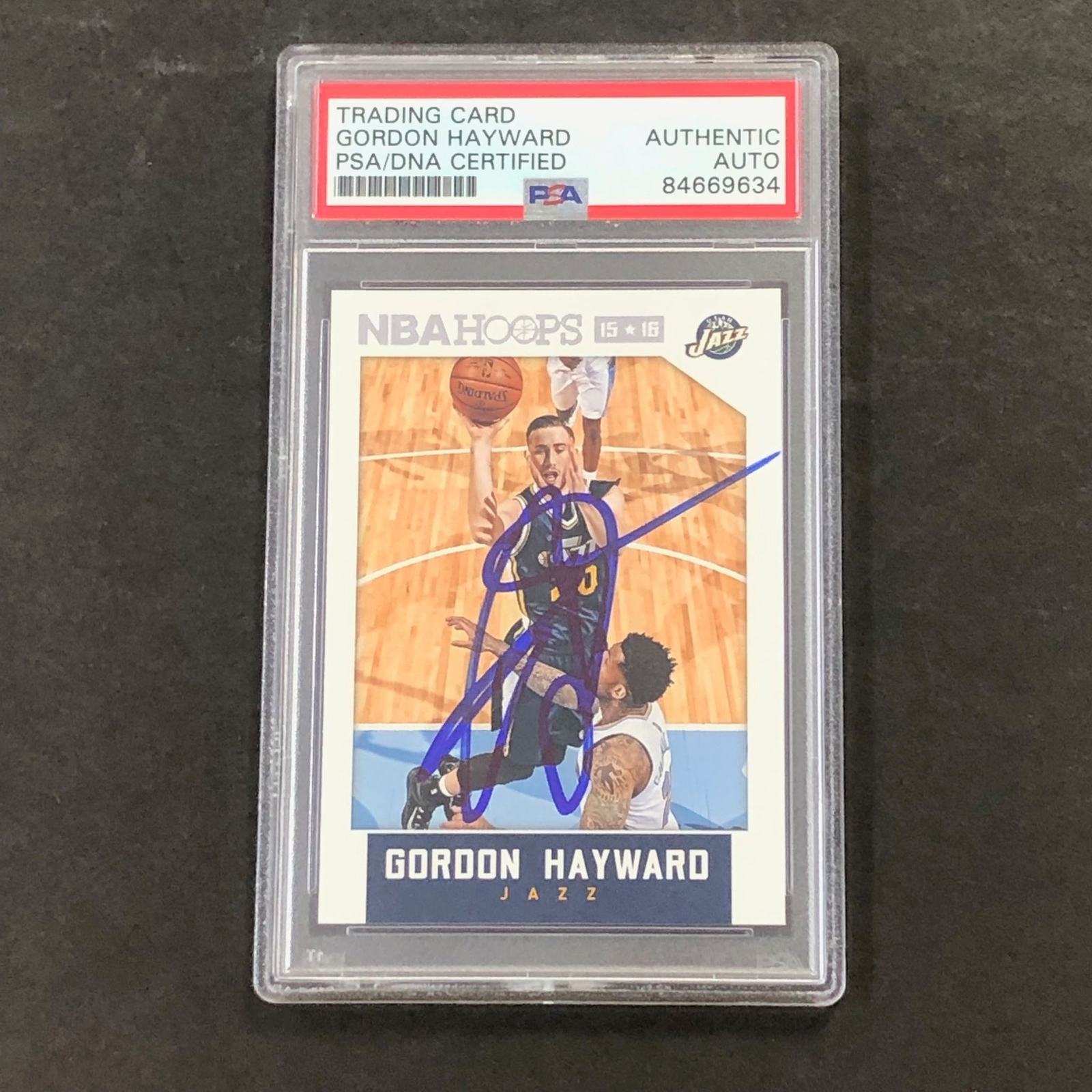2015-16 Panini NBA Hoops #91 Gordon Hayward Signed AUTO PSA Slabbed Jazz