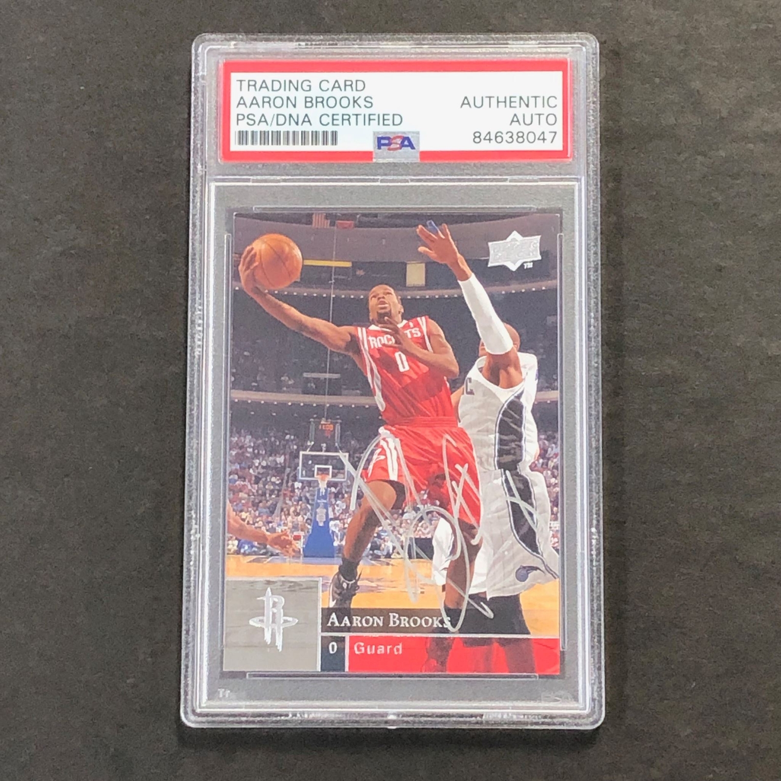 2009-10 Upper Deck #64 Aaron Brooks Signed Card AUTO PSA Slabbed Rockets