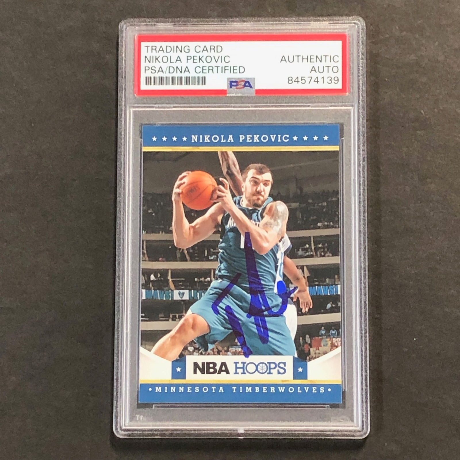 2012-13 NBA Hoops #119 Nikola Pekovic Signed Card AUTO PSA Slabbed Timberwolves