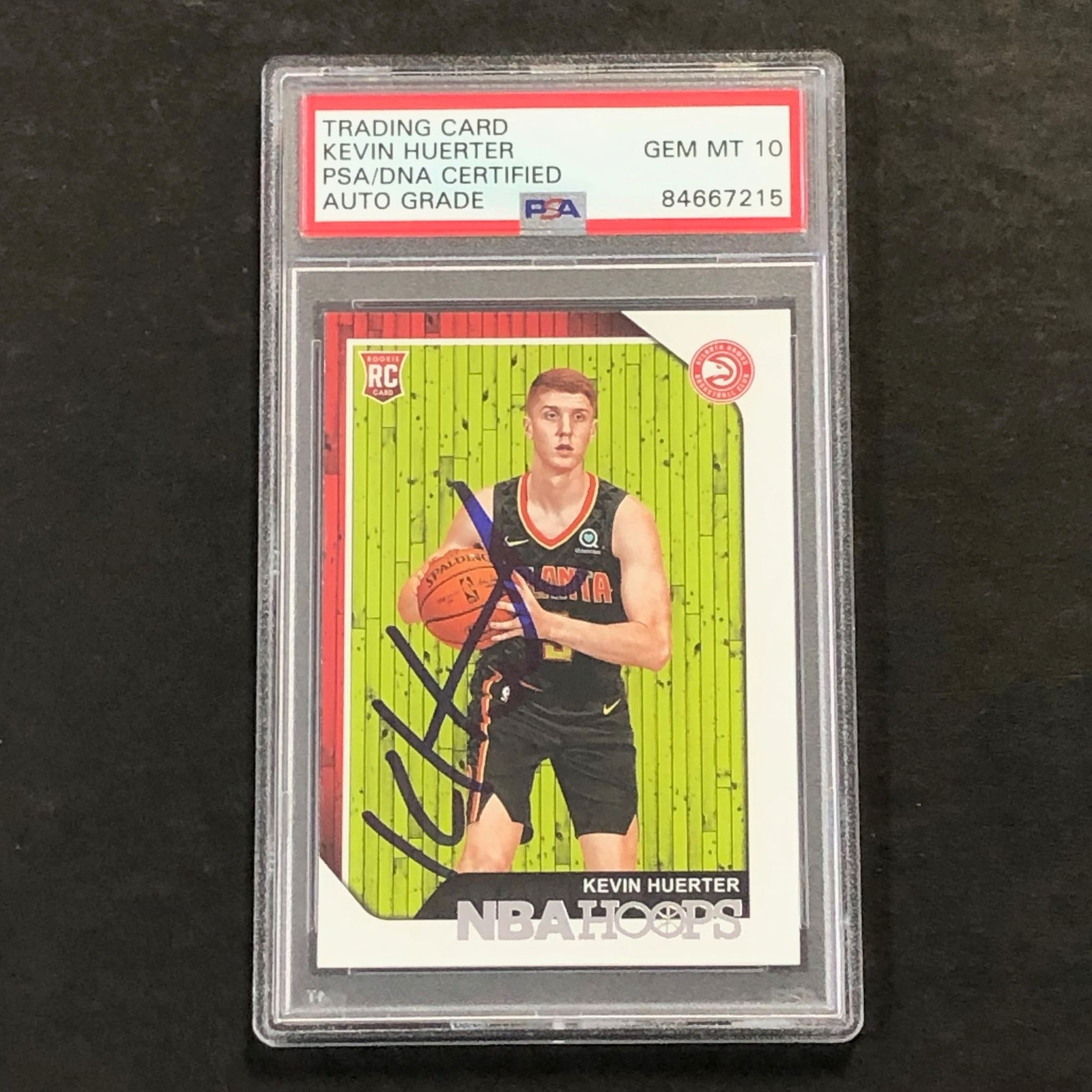 2018-19 NBA Hoops #266 Kevin Huerter Signed Card PSA/DNA Slabbed Auto 10 RC