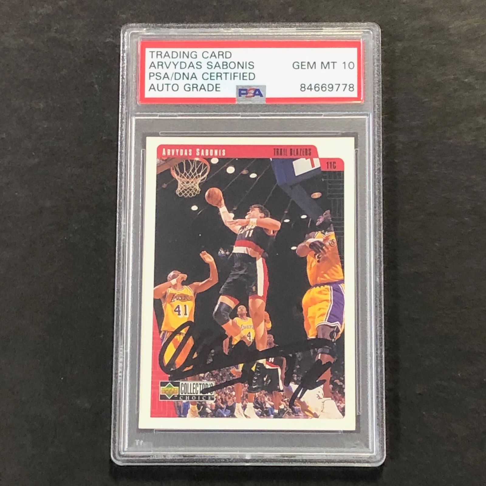 1997-98 Upper Deck #116 ARVYDAS SABONIS Signed Card AUTO 10 PSA Slabbed Trail Bl