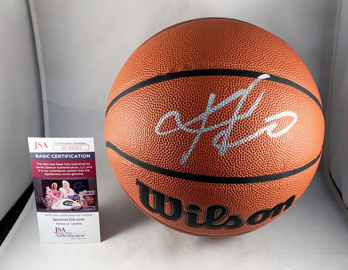 Cleveland Cavaliers Kevin Love Signed Basketball JSA COA