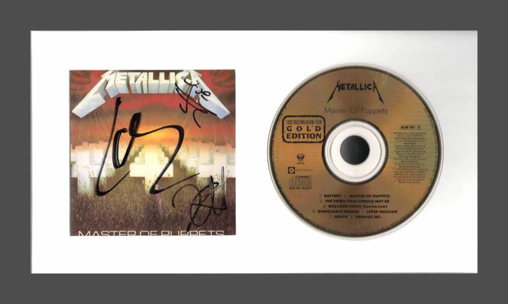 JAMES HETFIELD LARS KRIK SIGNED AUTOGRAPH METALLICA MASTER OF PUPPETS CD DISPLAY