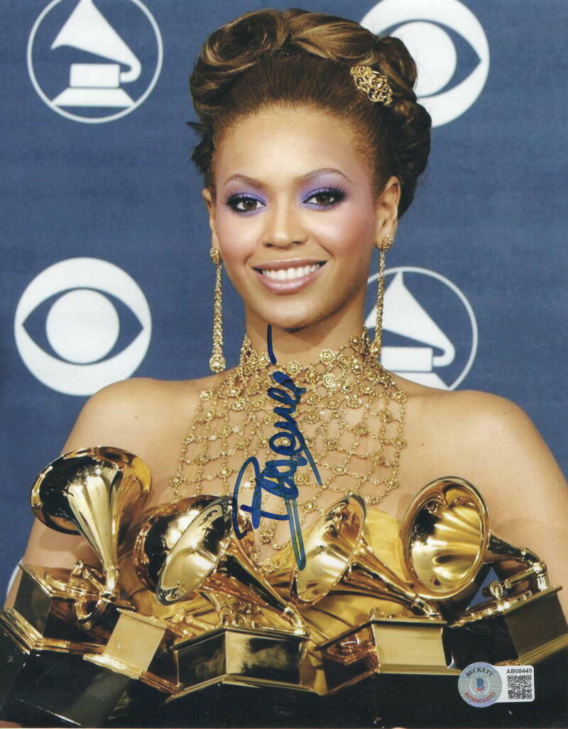 BEYONCE DESTINY'S CHILD SIGNED 8X10 PHOTO AUTHENTIC AUTOGRAPH BECKETT LOA