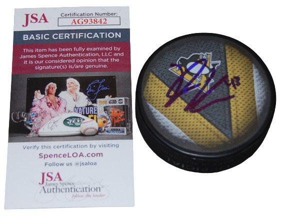 DANTON HEINEN signed (PITTSBURGH PENGUINS) souvenir hockey puck JSA COA AG93842