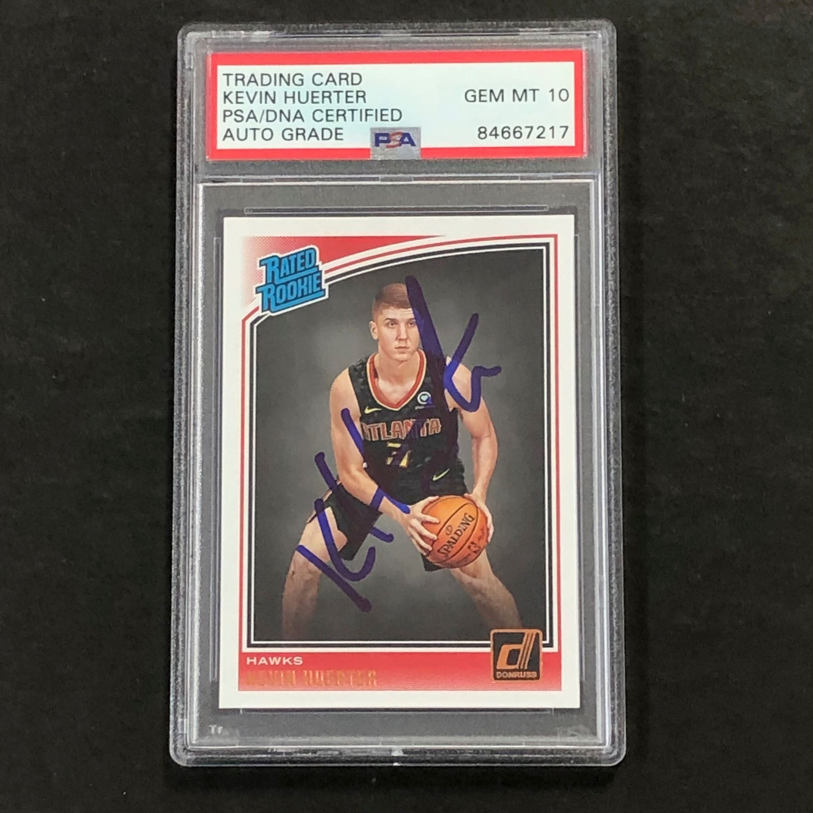 2018-19 Donruss Rated Rookie #184 Kevin Huerter signed Card AUTO 10 PSA/DNA Slab
