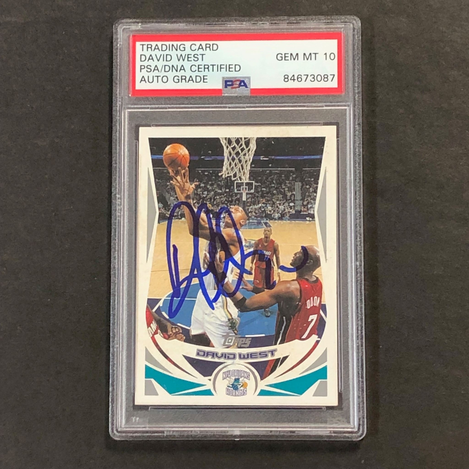 2004-05 TOPPS BASKETBALL #119 DAVID WEST SIGNED AUTO 10 PSA SLABBED HORNETS COLLECTIBLE MEMORABILIA