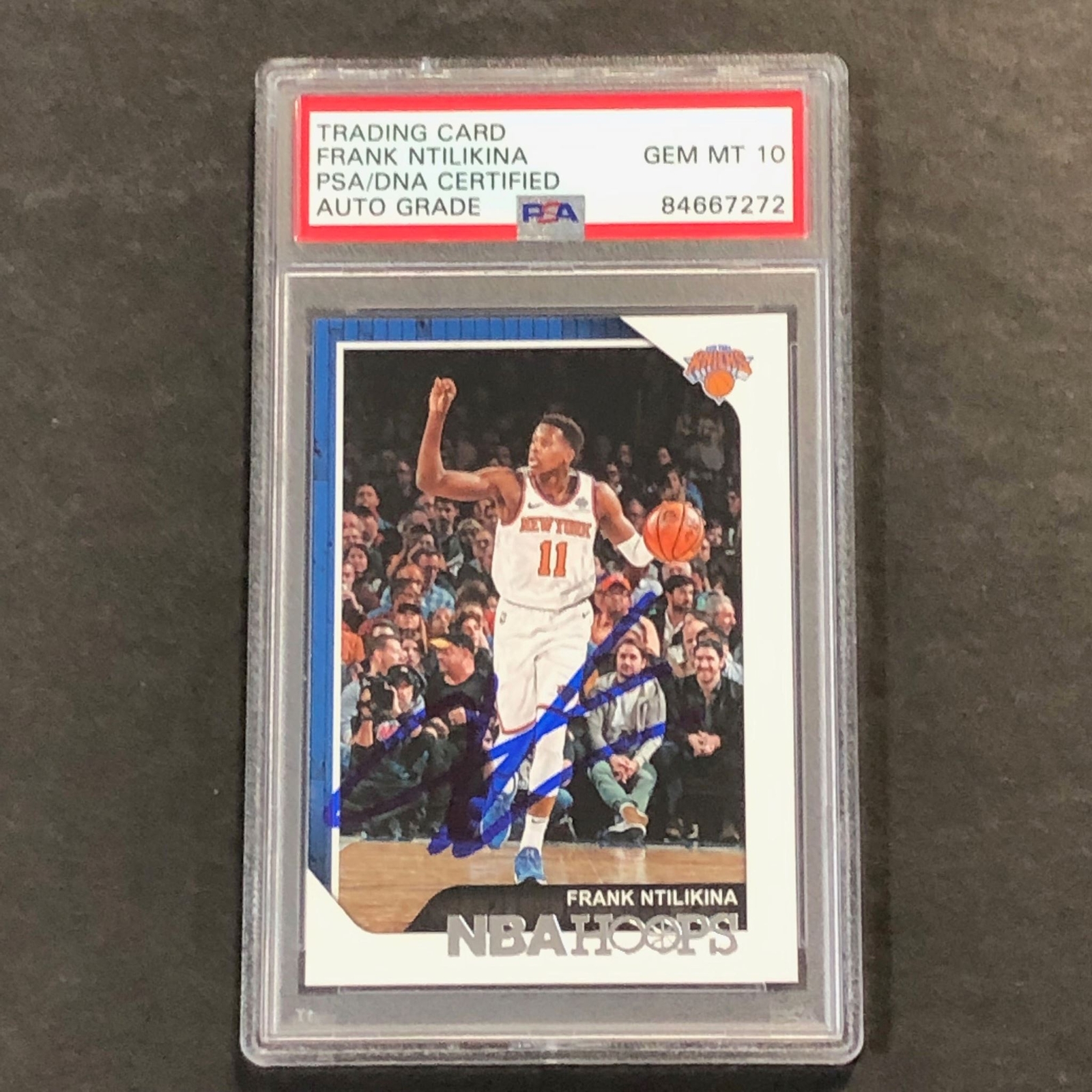 2018-19 NBA Hoops #68 Frank Ntilikina Signed Card AUTO GRADE 10 PSA Slabbed Knic