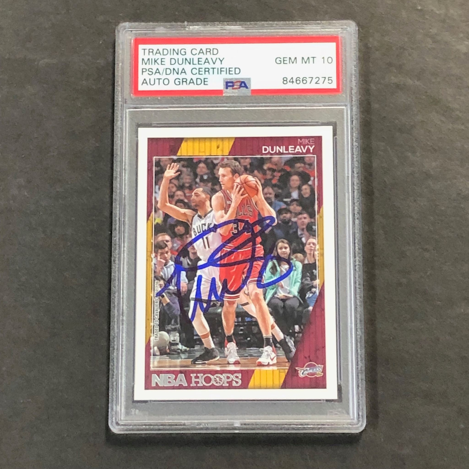 2016-17 Panini NBA Hoops #20 Mike Dunleavy Signed Card PSA/DNA Slabbed Cavs