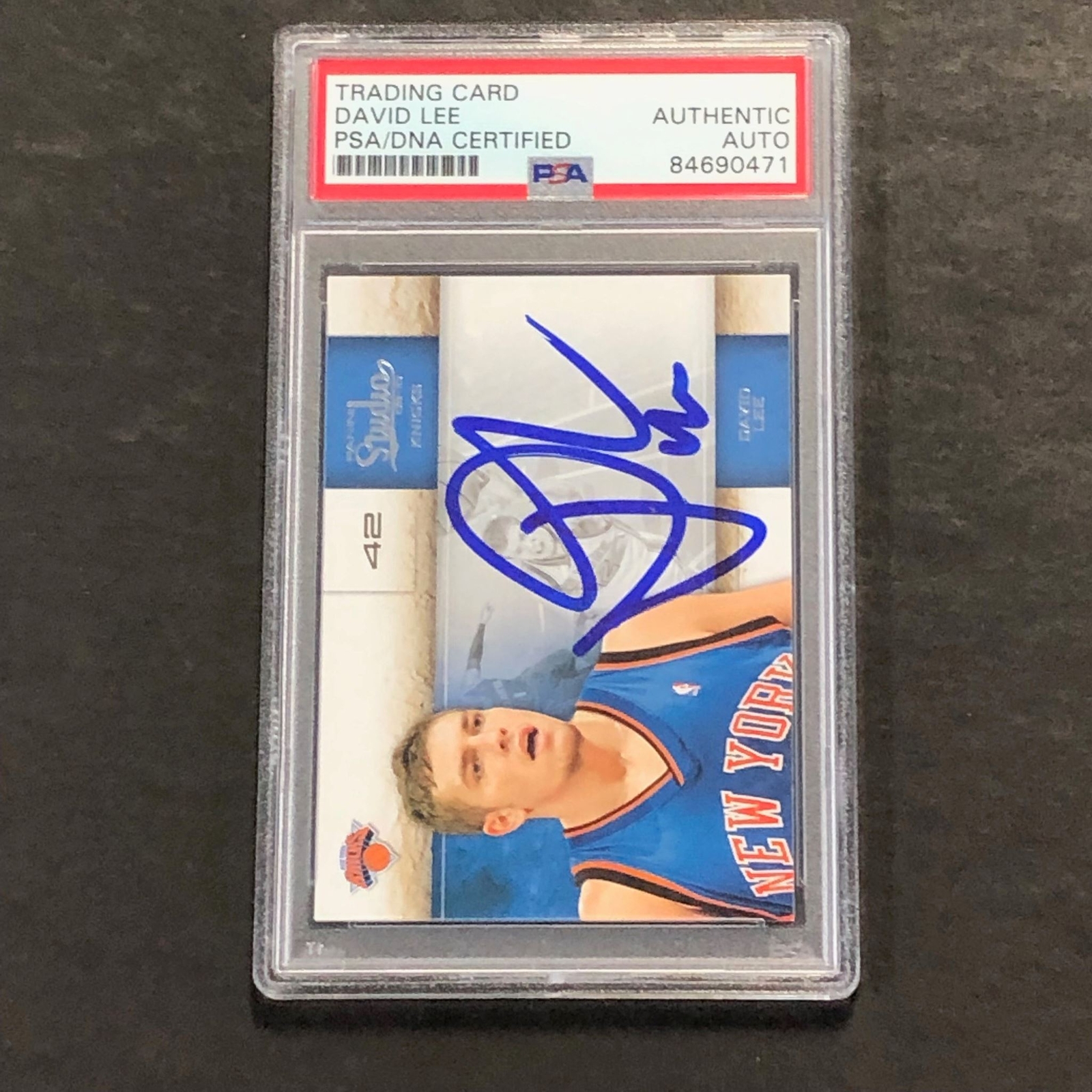 2009-10 Panini Studio #96 David Lee Signed Card AUTO PSA Slabbed Knicks