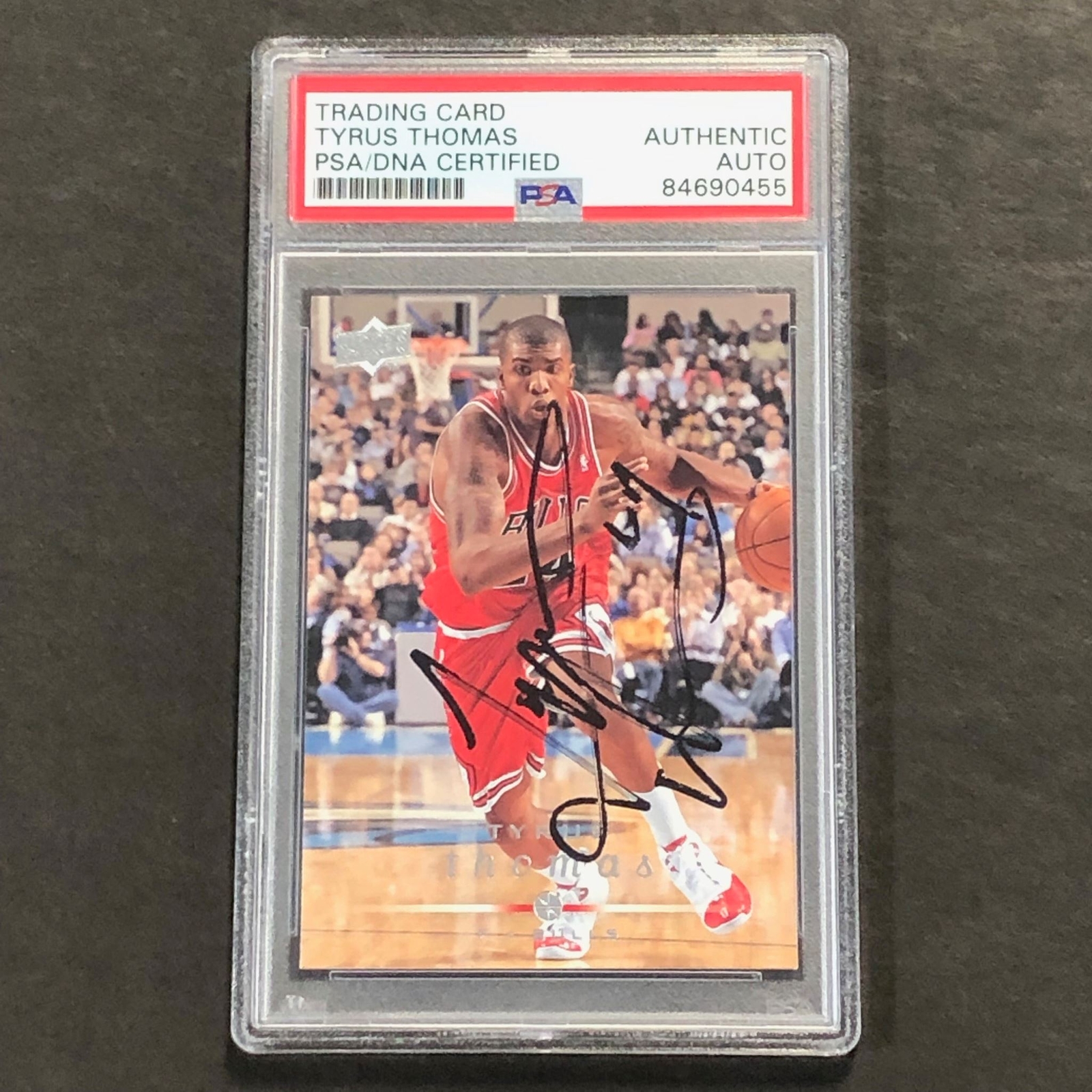 2008-09 Upper Deck Basketball #27 Tyrus Thomas Signed Card AUTO PSA Slabbed Bull