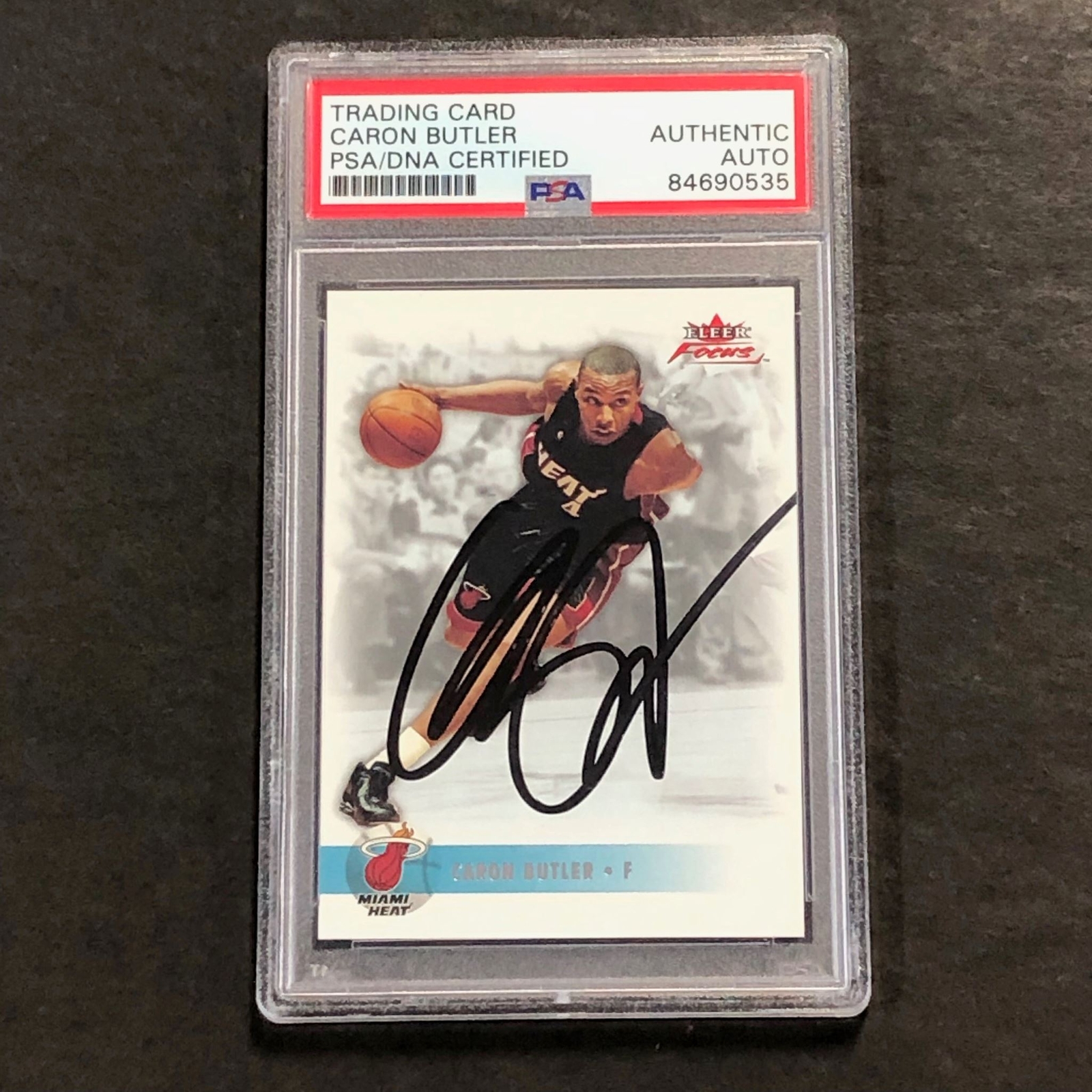 2003-04 Fleer Basketball #92 Caron Butler Signed Card AUTO PSA Slabbed Heat