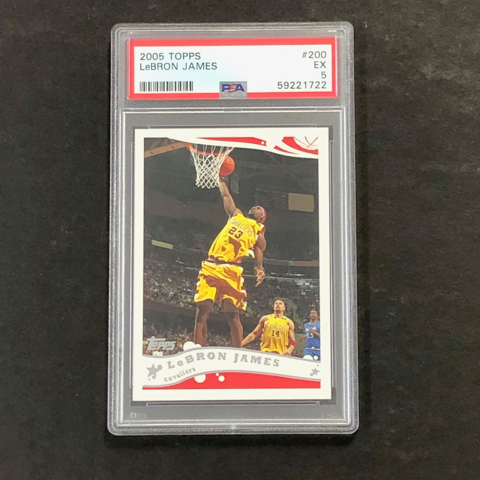 2005 Topps #200 Lebron James PSA 5 EX Cavaliers