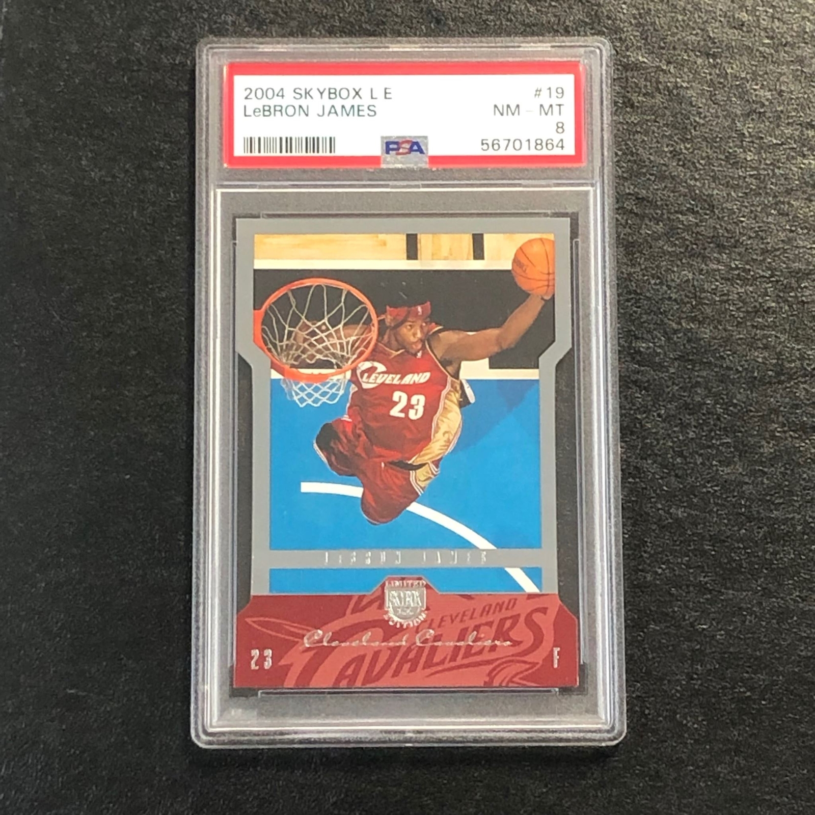 2004 Skybox L E #19 LeBron James PSA 8 NM MT Cavaliers
