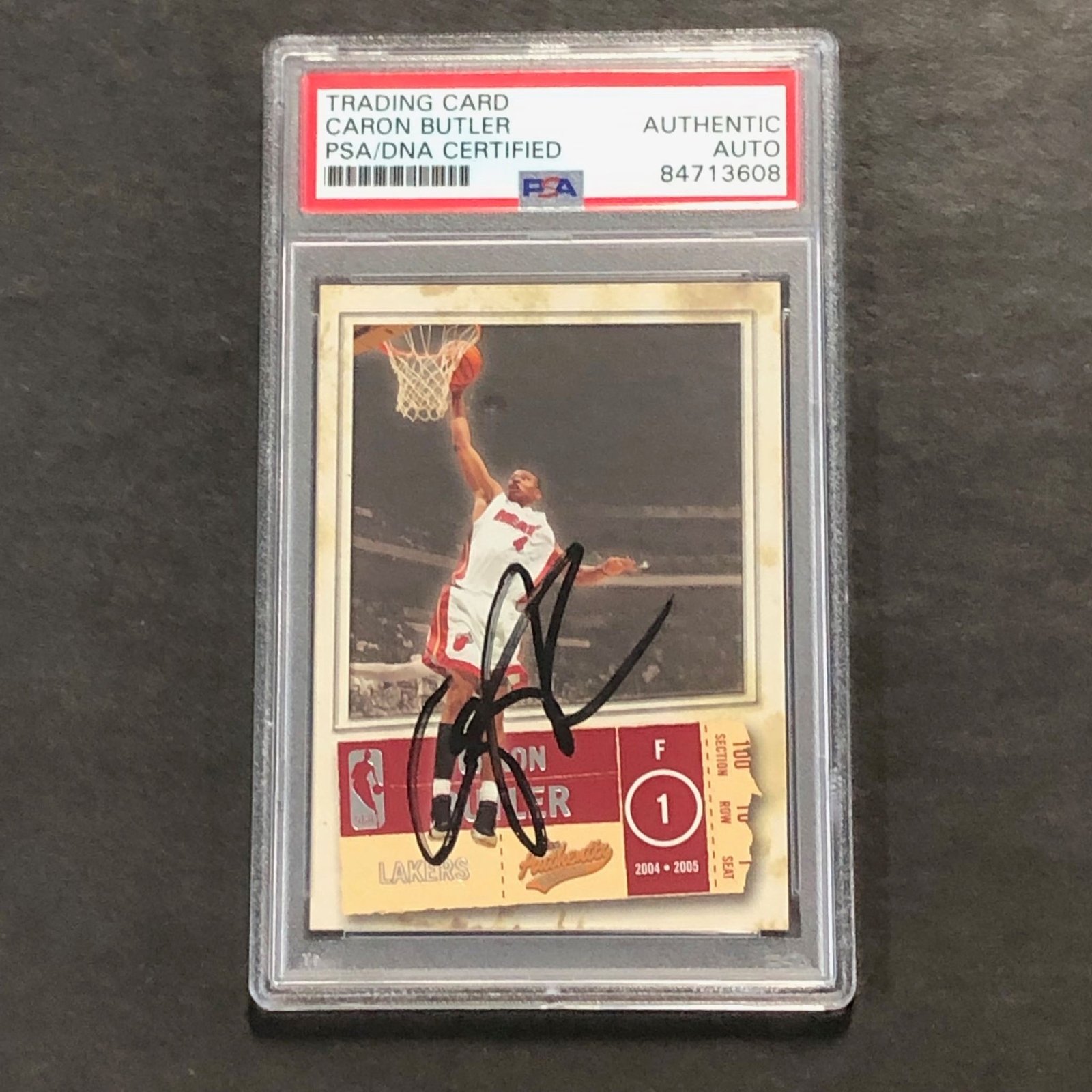 2004-05 Fleer Skybox #37 Caron Butler Signed Card AUTO PSA Slabbed Lakers