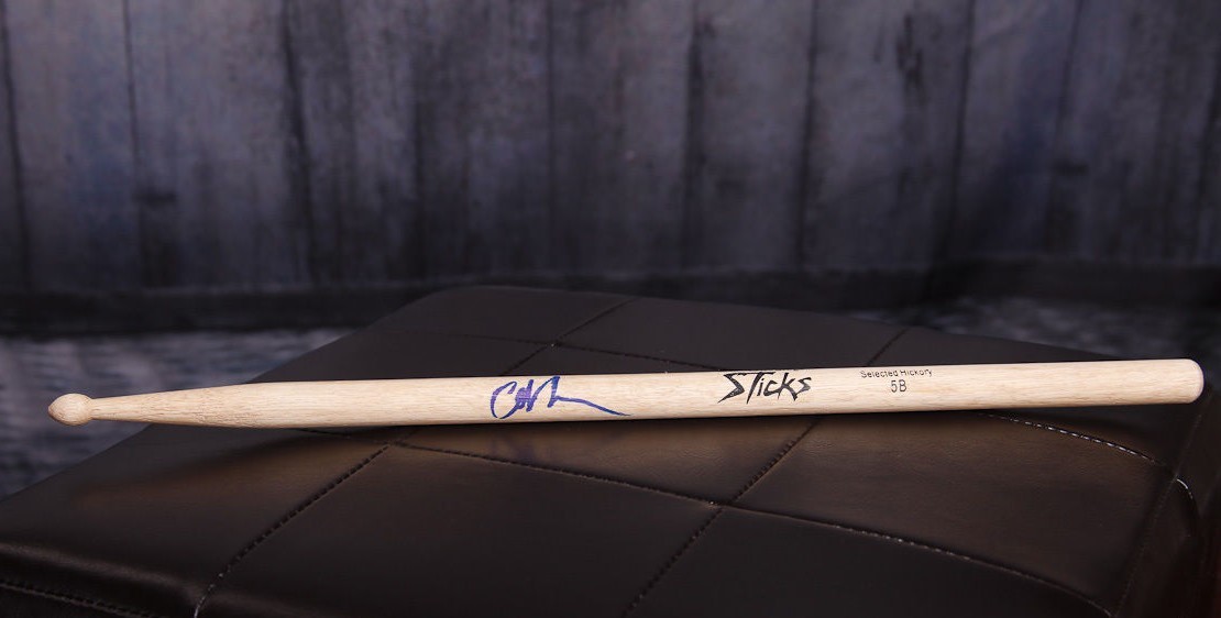 **GFA MY BLOODY VALENTINE BAND *COLM O CIOSOIG* SIGNED DRUMSTICK AD2 COA** COLLECTIBLE MEMORABILIA