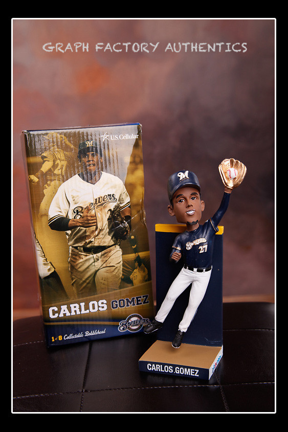 GFA Milwaukee Brewers * CARLOS GOMEZ * Giveaway Bobblehead RW1 COA