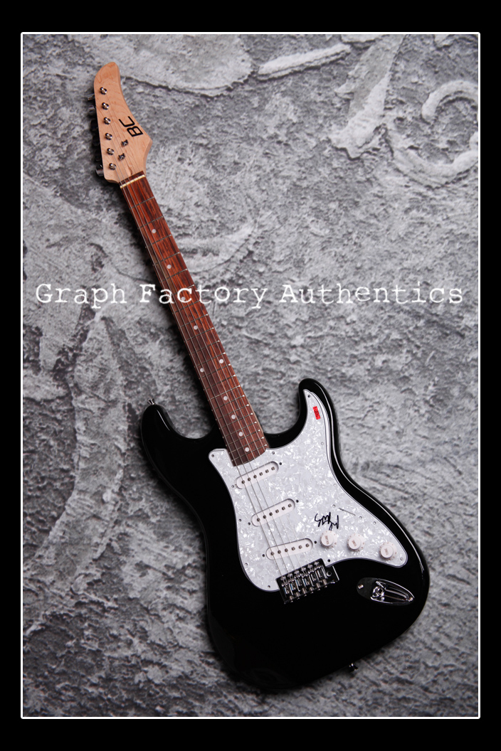 GFA Rock Band R.E.M. * MIKE MILLS * Signed Electric Guitar PROOF AD1 COA