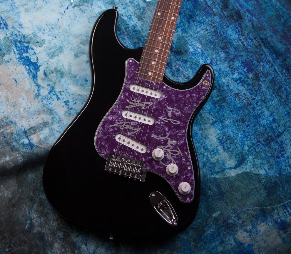 GFA Australian Indie Rock Band * SHEPPARD * Signed Electric Guitar LA1 COA