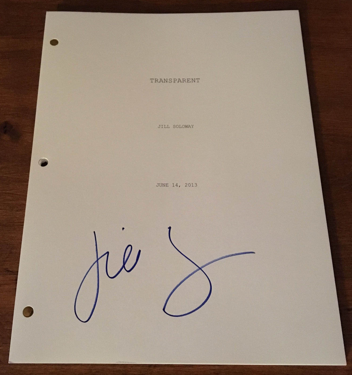 GFA Transparent Director * JILL SOLOWAY * Signed Full TV Series Script T1 COA