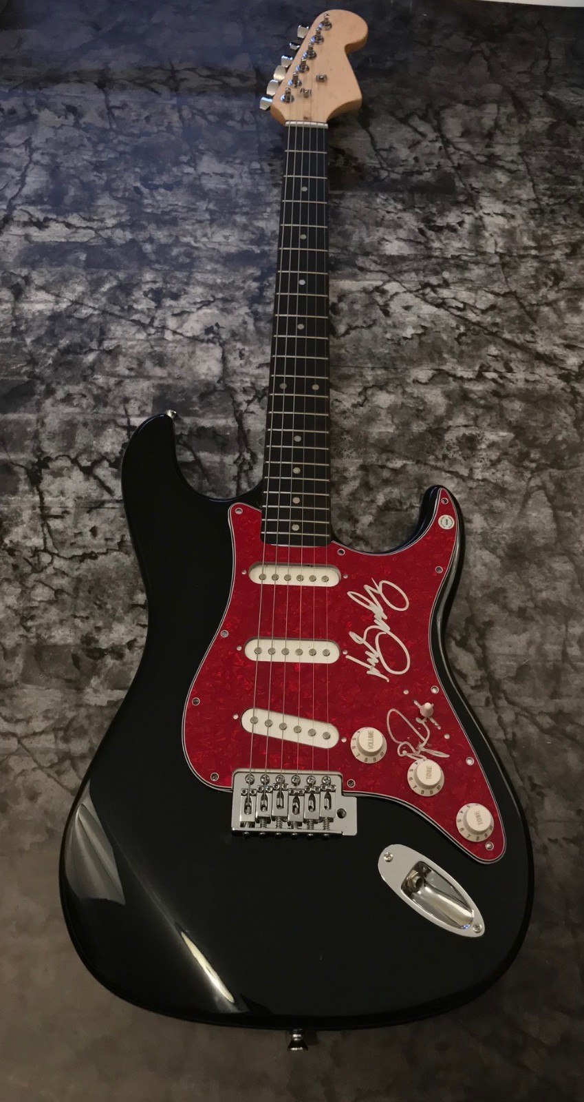 GFA Bill Payne & Kenny Gradney * LITTLE FEAT * Signed Electric Guitar COA