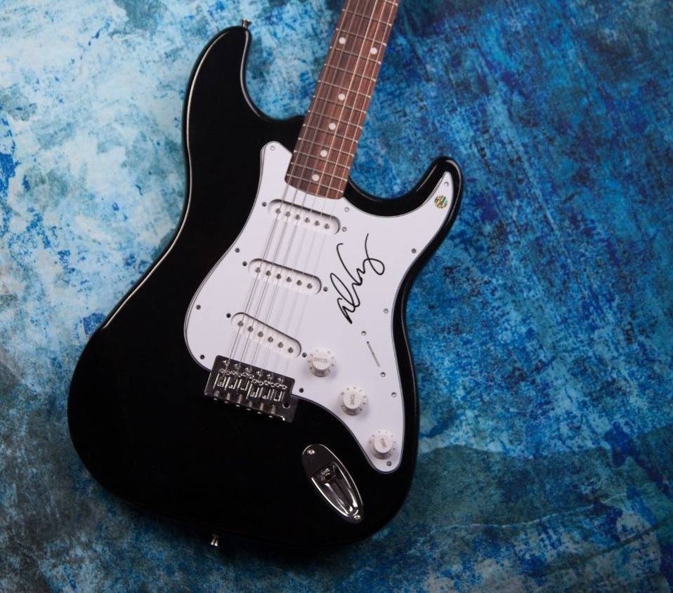 GFA Godfather of Shock Rock* ALICE COOPER * Signed Electric Guitar MH1 COA