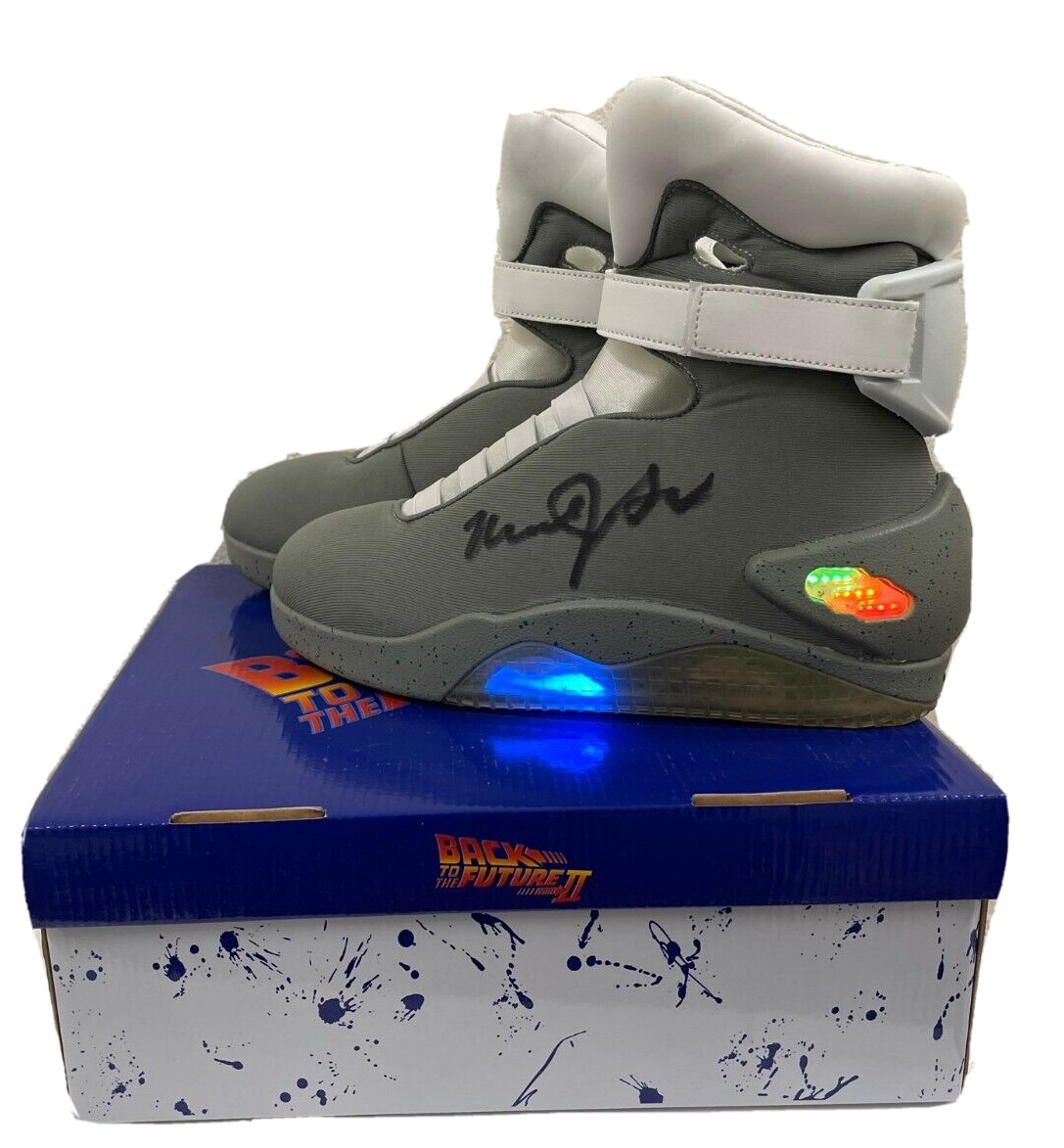 MICHAEL J FOX SIGNED BACK TO THE FUTURE SNEAKERS AUTHENTIC AUTOGRAPH BECKETT 11