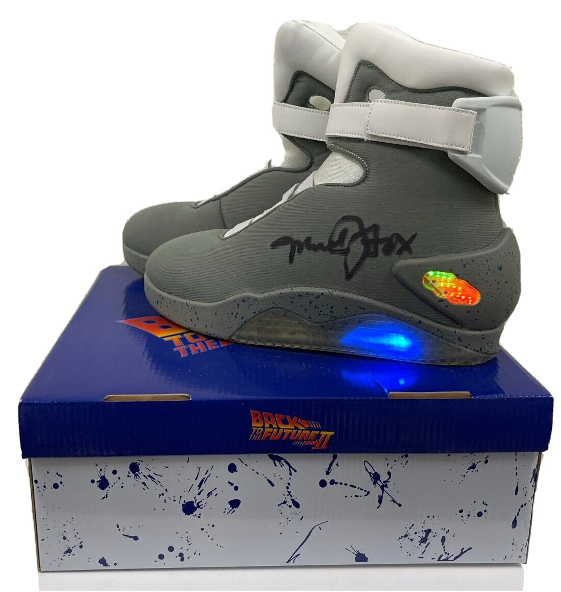 MICHAEL J FOX SIGNED BACK TO THE FUTURE SNEAKERS AUTHENTIC AUTOGRAPH BECKETT 31