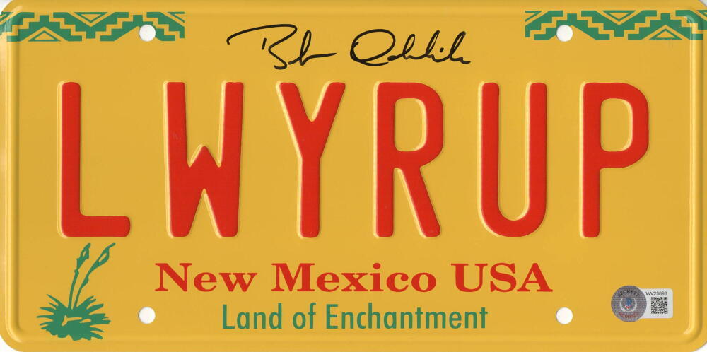 BOB ODENKIRK SIGNED LICENSE PLATE LWYERUP BREAKING BAD AUTOGRAPH BECKETT WITNESS COLLECTIBLE MEMORABILIA