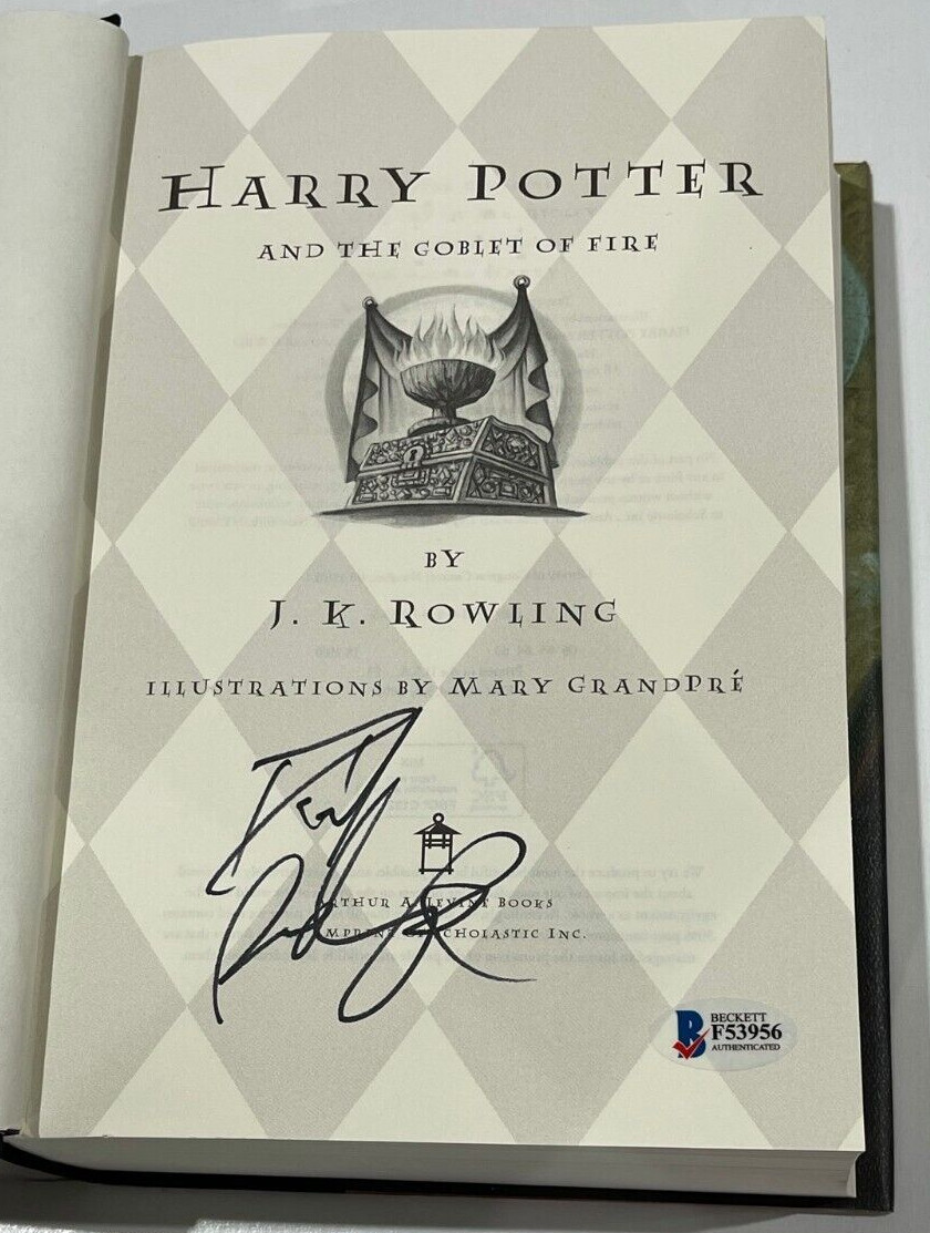DANIEL RADCLIFFE SIGNED HARRY POTTER AND THE GOBLET OF FIRE BOOK BECKETT 8