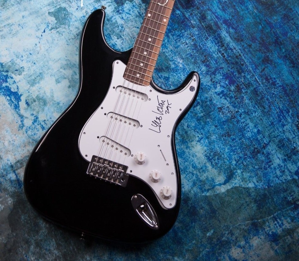 GFA American Country Legend * LYLE LOVETT * Signed Electric Guitar L2 COA