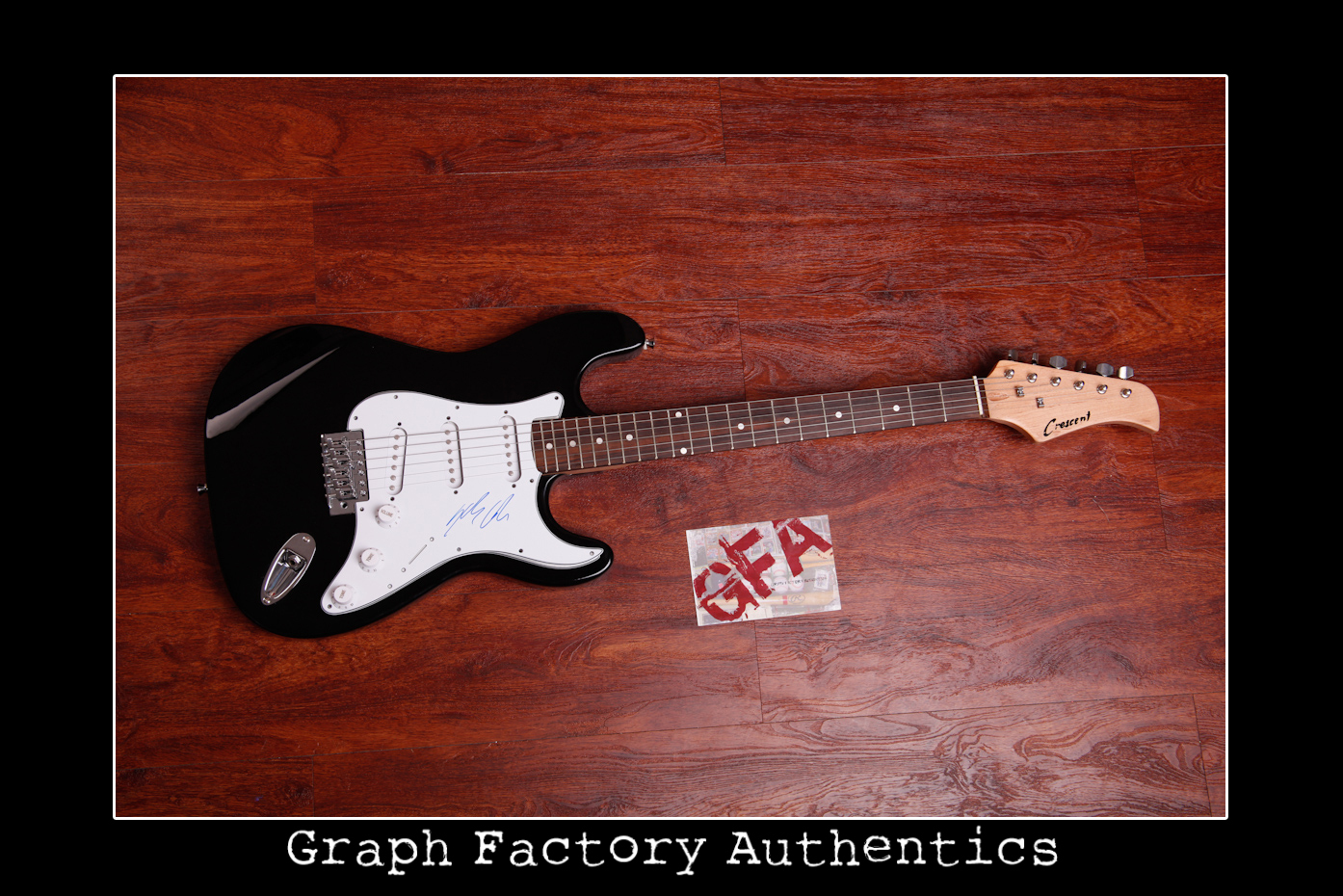 **GFA Matchbox 20 Twenty *KYLE COOK* Signed Electric SSS Guitar COA**