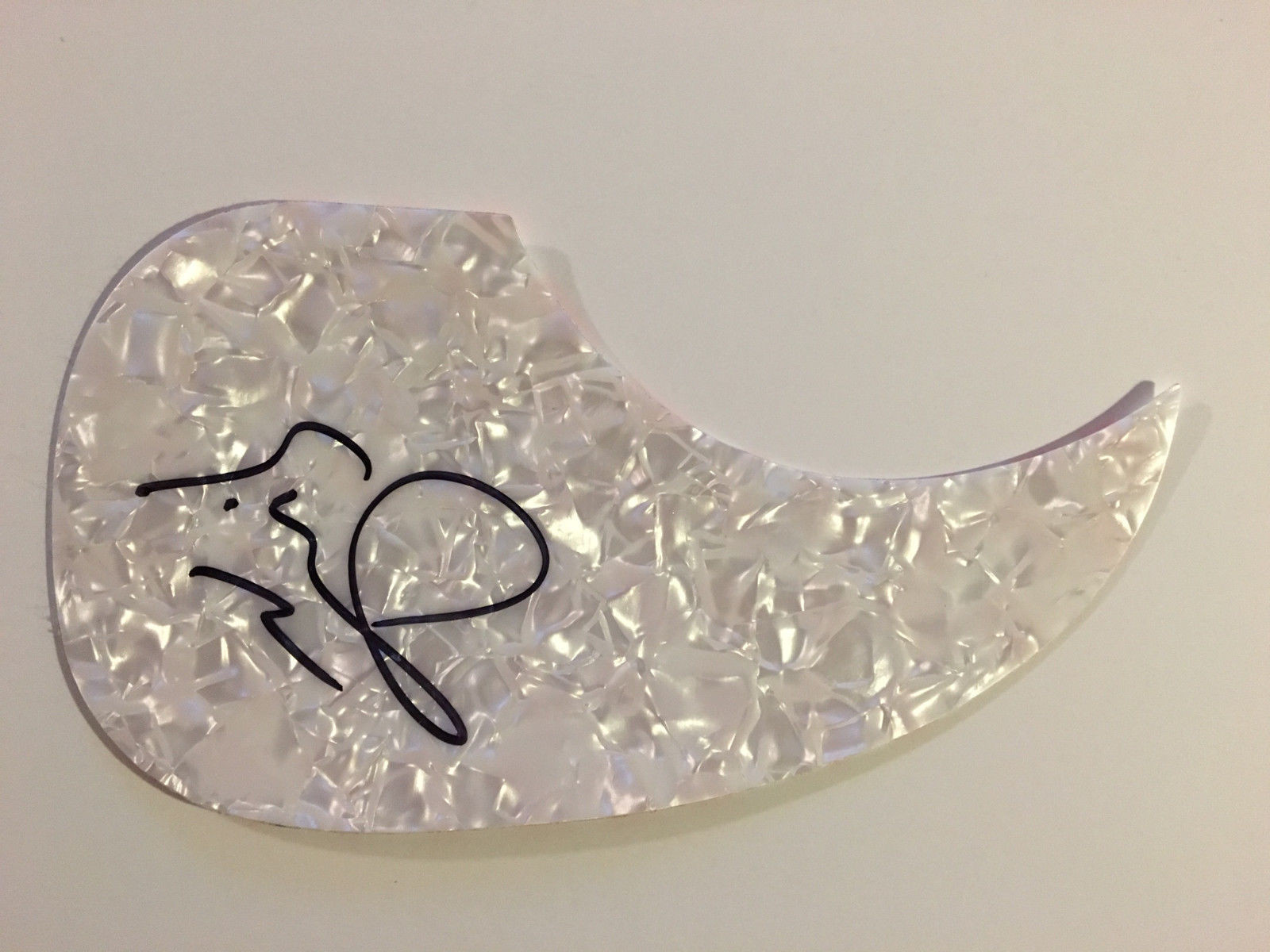 GFA Soulful Pop Star * ERIC HUTCHINSON * Signed Acoustic Pickguard COA