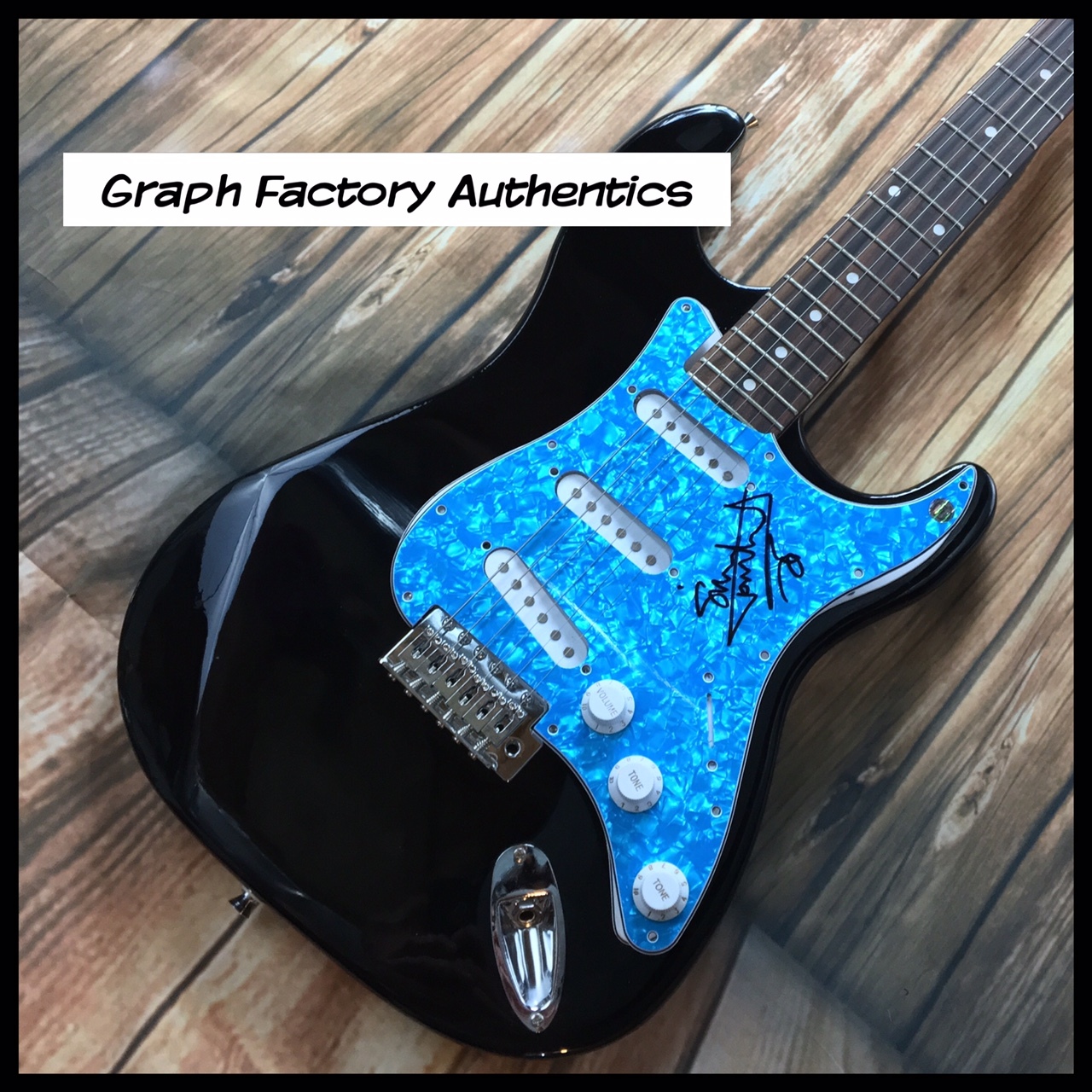 GFA The Who Guitarist * SIMON TOWNSHEND * Signed Electric Guitar AD1 COA