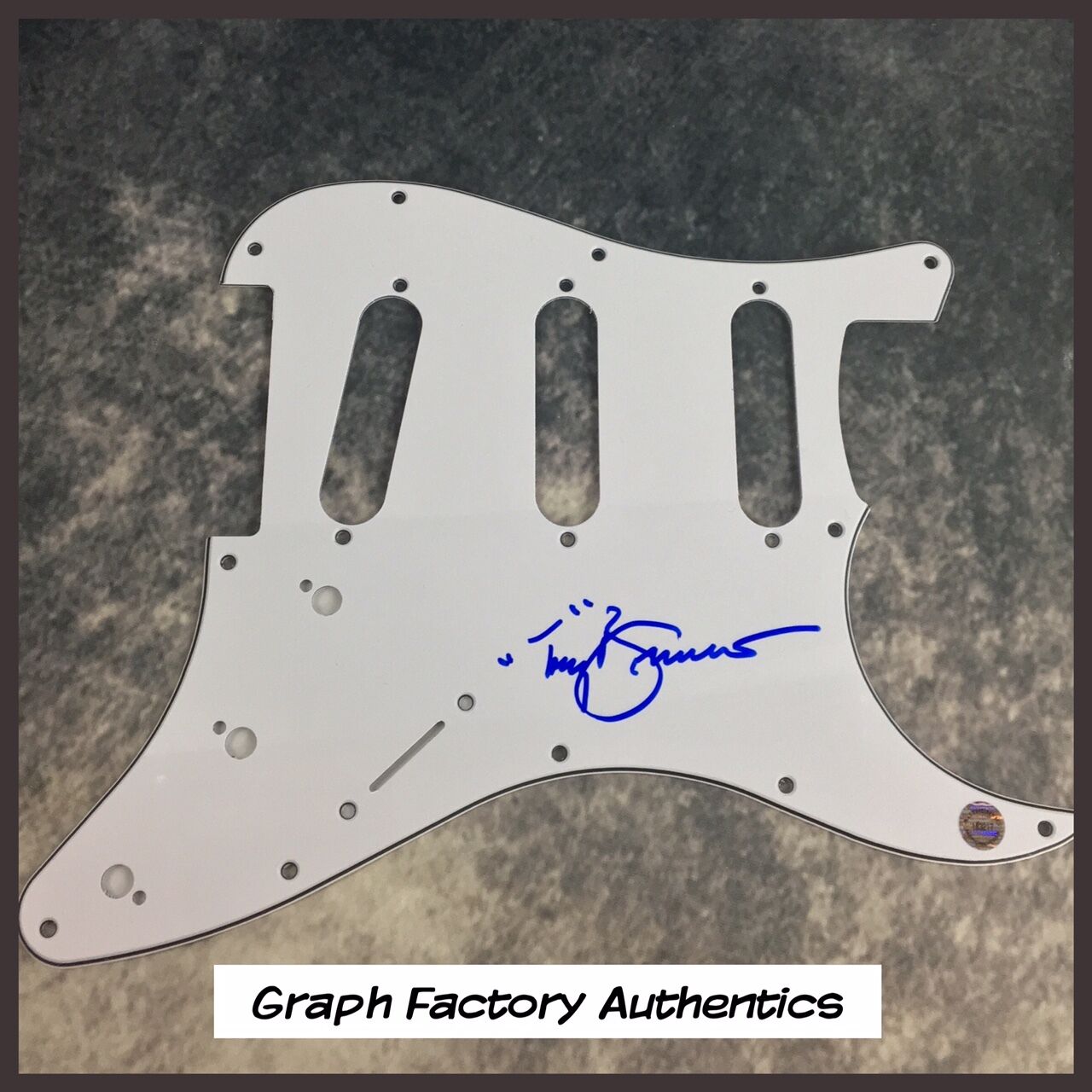 GFA Legendary Pop Singer * TONY BENNETT * Signed Electric Pickguard AD1 COA