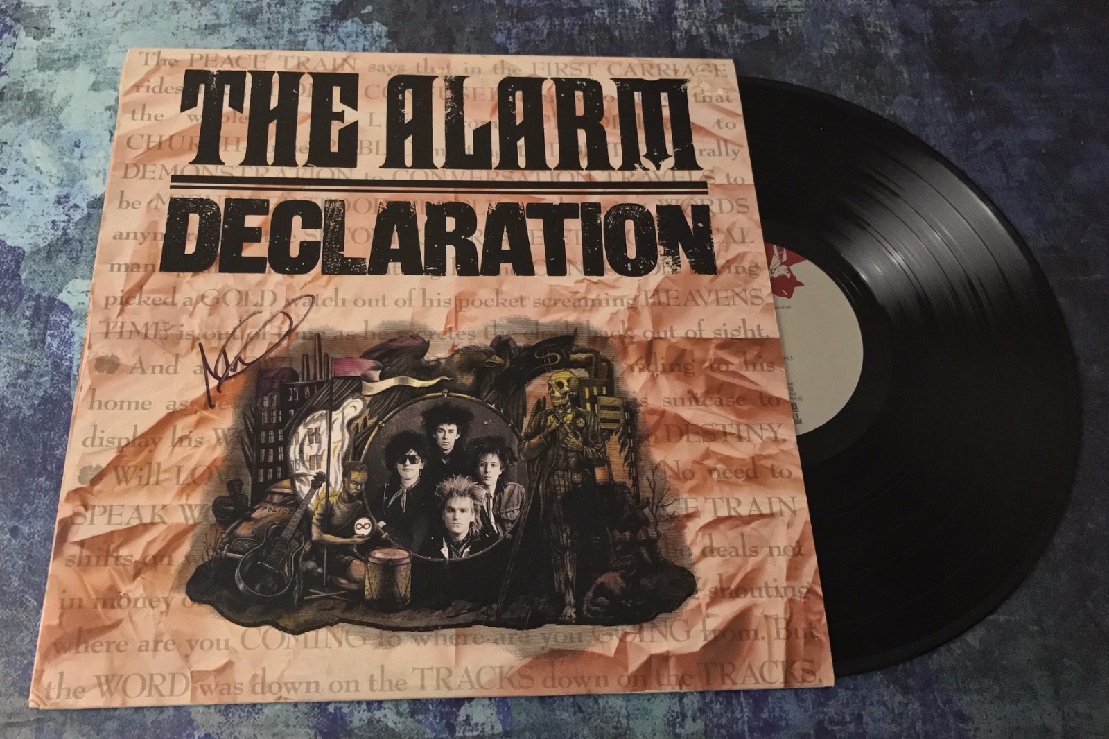GFA The Alarm Singer * MIKE PETERS * Signed Record Album PROOF COA