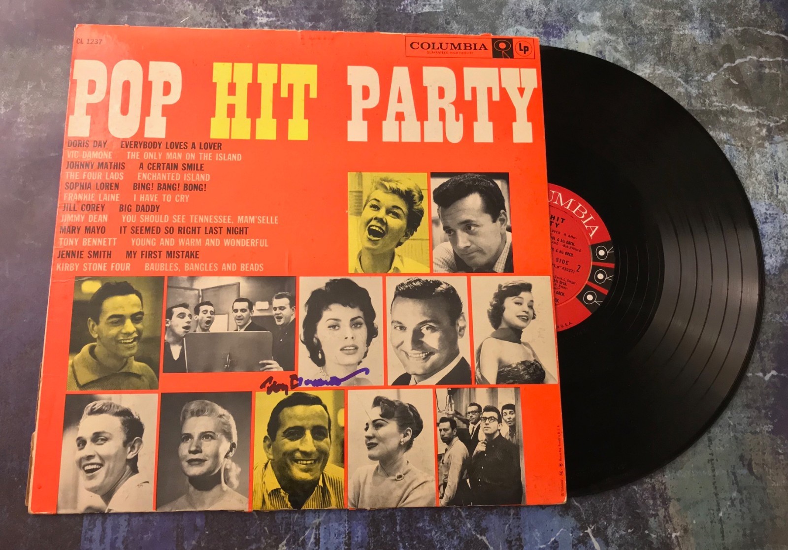 GFA Pop Hit Party * TONY BENNETT * Signed Rare Record Album PROOF COA
