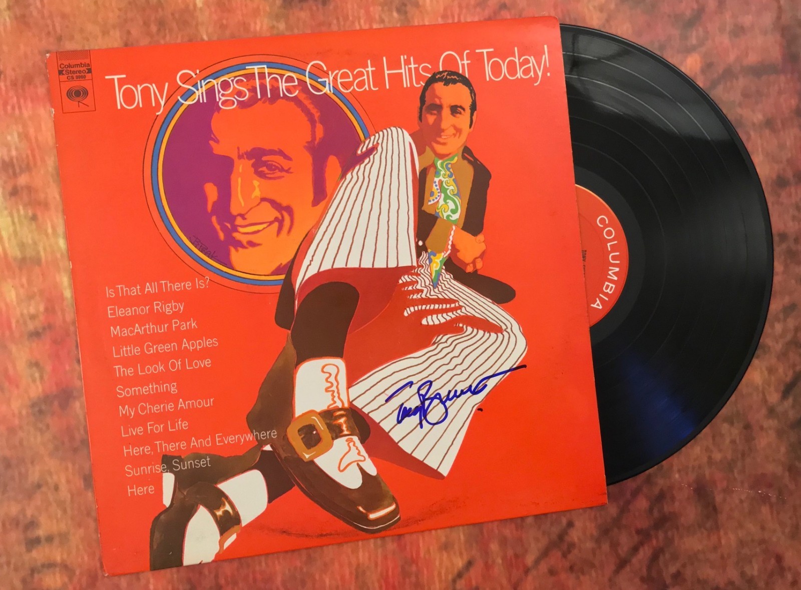 GFA The Great Hits of Today * TONY BENNETT * Signed Record Album PROOF COA