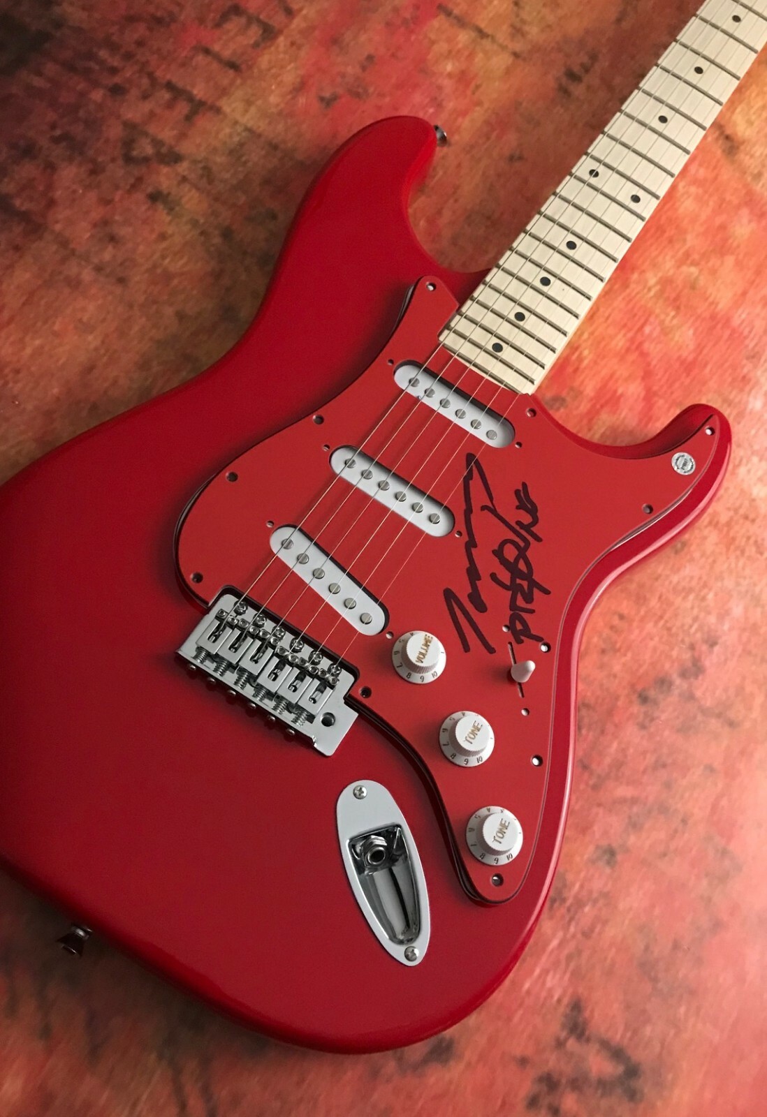 GFA Prong & Danzig Metal Star * TOMMY VICTOR * Signed Electric Guitar T3 COA