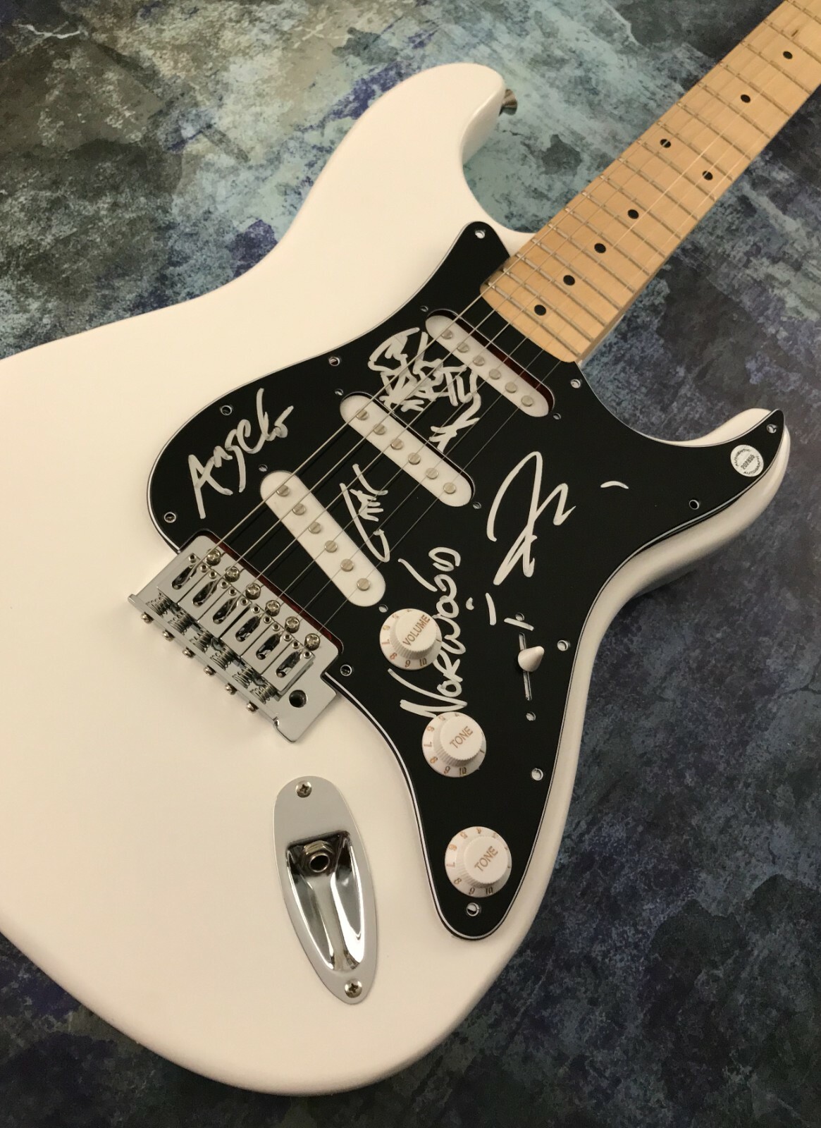 GFA Angelo Moore x4 Band * FISHBONE * Signed Electric Guitar PROOF AD2 COA