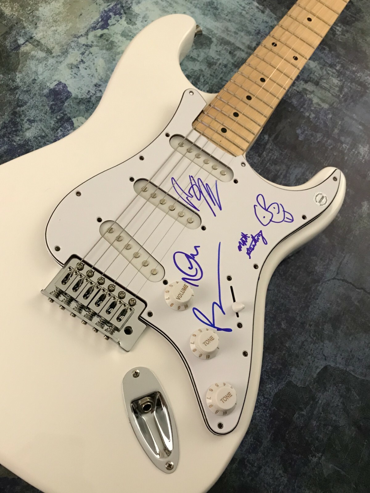 GFA Ben Bridwell x5 Band * BAND OF HORSES * Signed Electric Guitar B4 COA