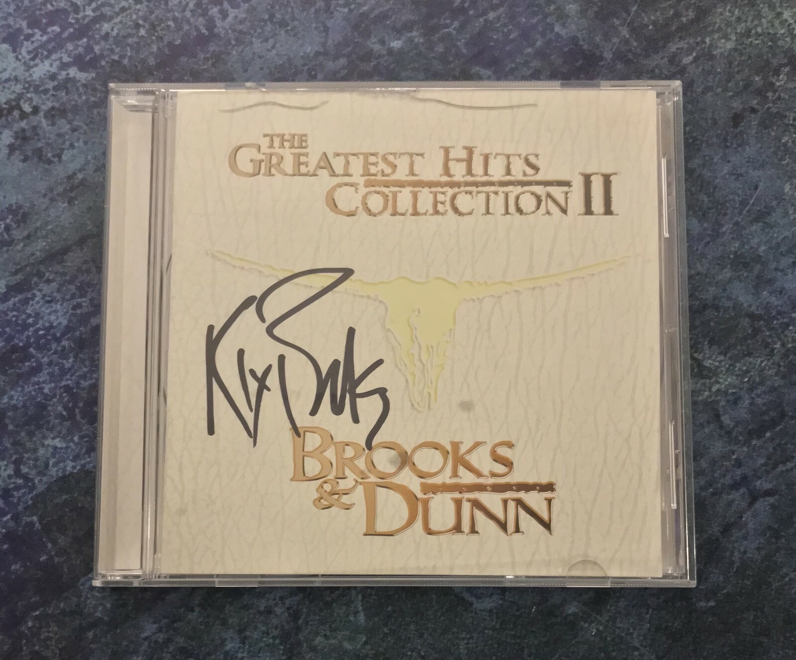 GFA Brooks & Dunn Band * KIX BROOKS * Signed Used CD Booklet B COA